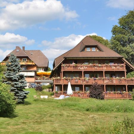 IMbery Hotel&Restaurant Hinterzarten Buitenkant foto