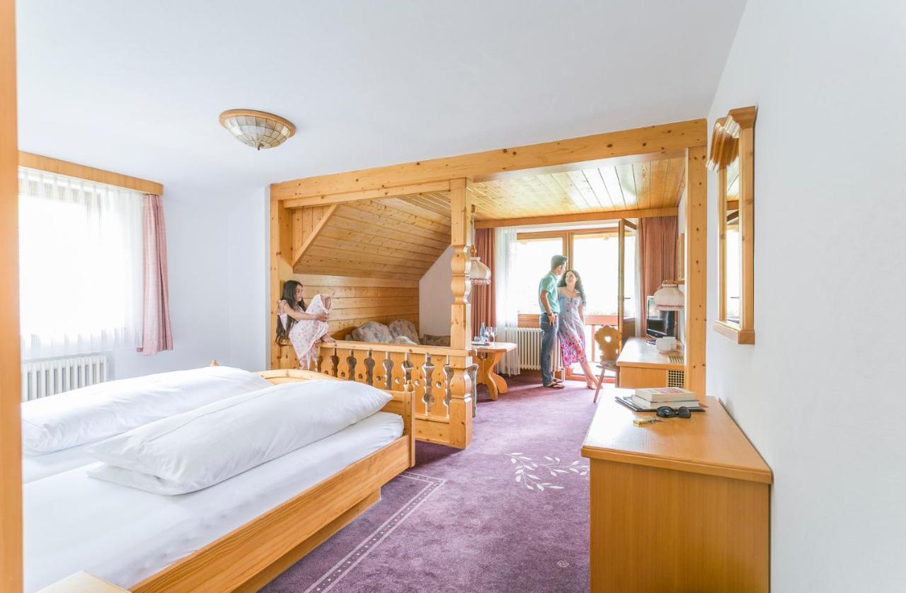IMbery Hotel&Restaurant Hinterzarten Buitenkant foto